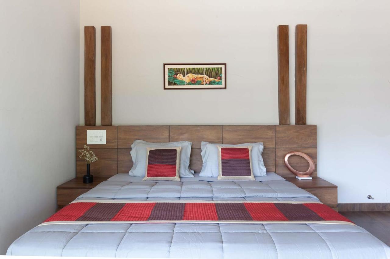 Coffee & Mist Luxury Villa- Comp Breakfast, Pool, Lounge, And Coffee Estate By Stayvista Madikeri Esterno foto