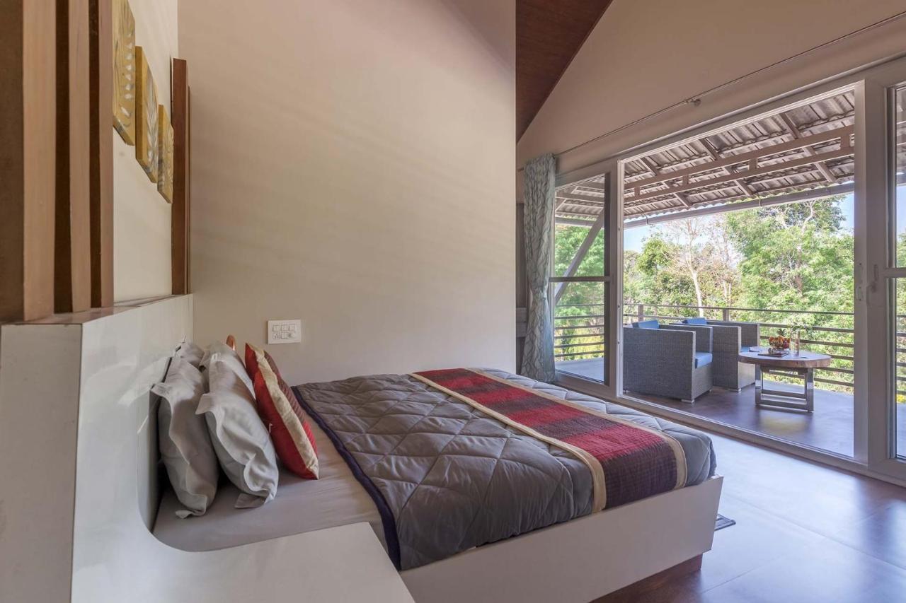 Coffee & Mist Luxury Villa- Comp Breakfast, Pool, Lounge, And Coffee Estate By Stayvista Madikeri Esterno foto